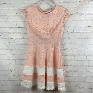 TeezeMe Spring Mini Dress Lace Cap Short Sleeve Pink and White Sz 3/4 Juniors
